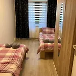 Sonnige Terrassenwohnung Mit 3 Zimmern Und Bad J30